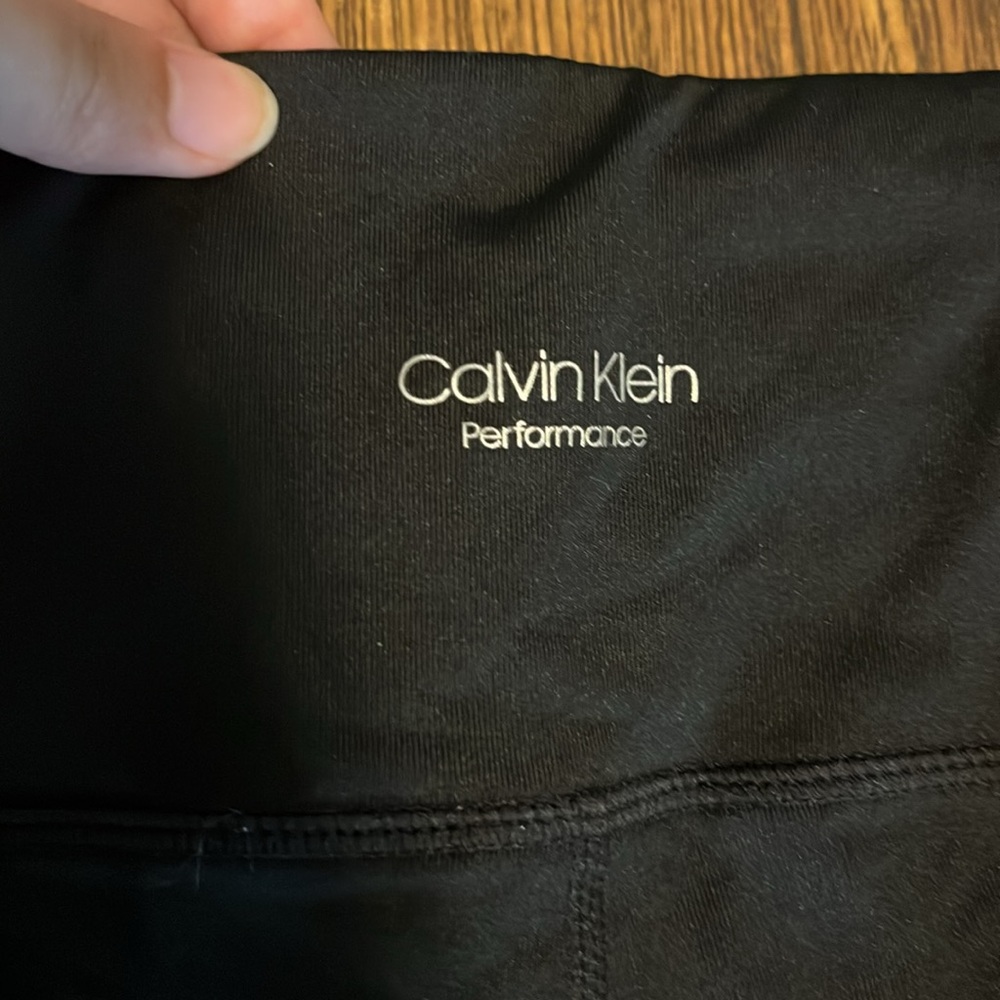 Calvin Klein Performance Cropped Black Leggings 💖 - Picture 3 of 12